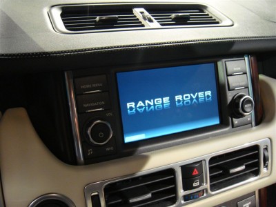 2010_Range_Rover_18.jpg