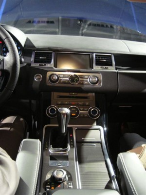 2010_Range_Rover_Sport_12.jpg